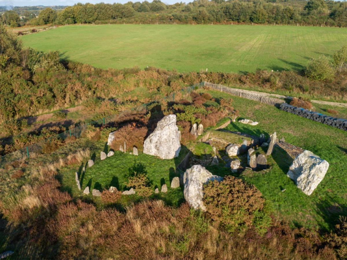 Moulin Menhirs & Zone Naturelle Protegee Saint-Just  Eksteriør bilde